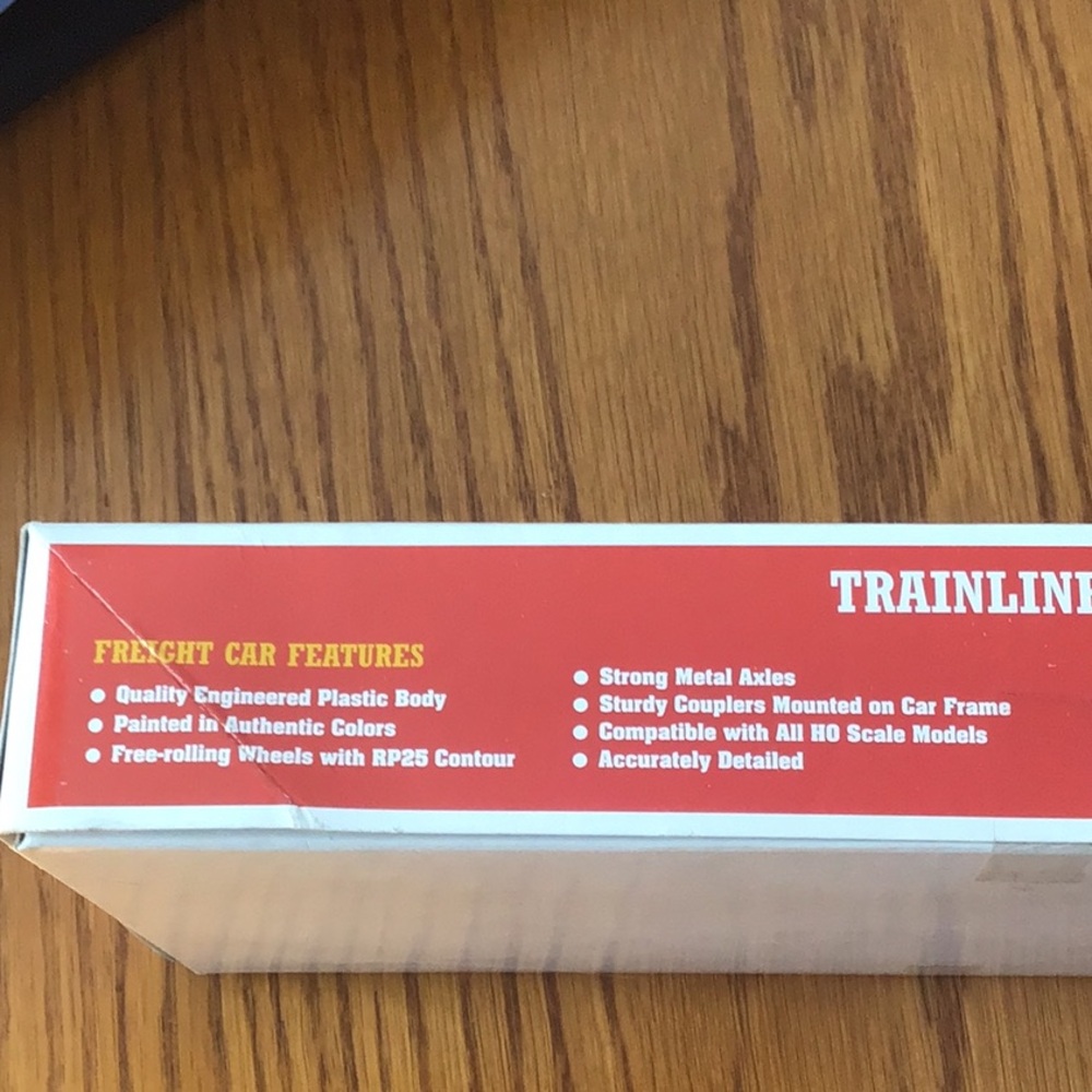 Walthers Trainline CP Rail Locomotive Model 1522. NIB. - Picture 2 of 9